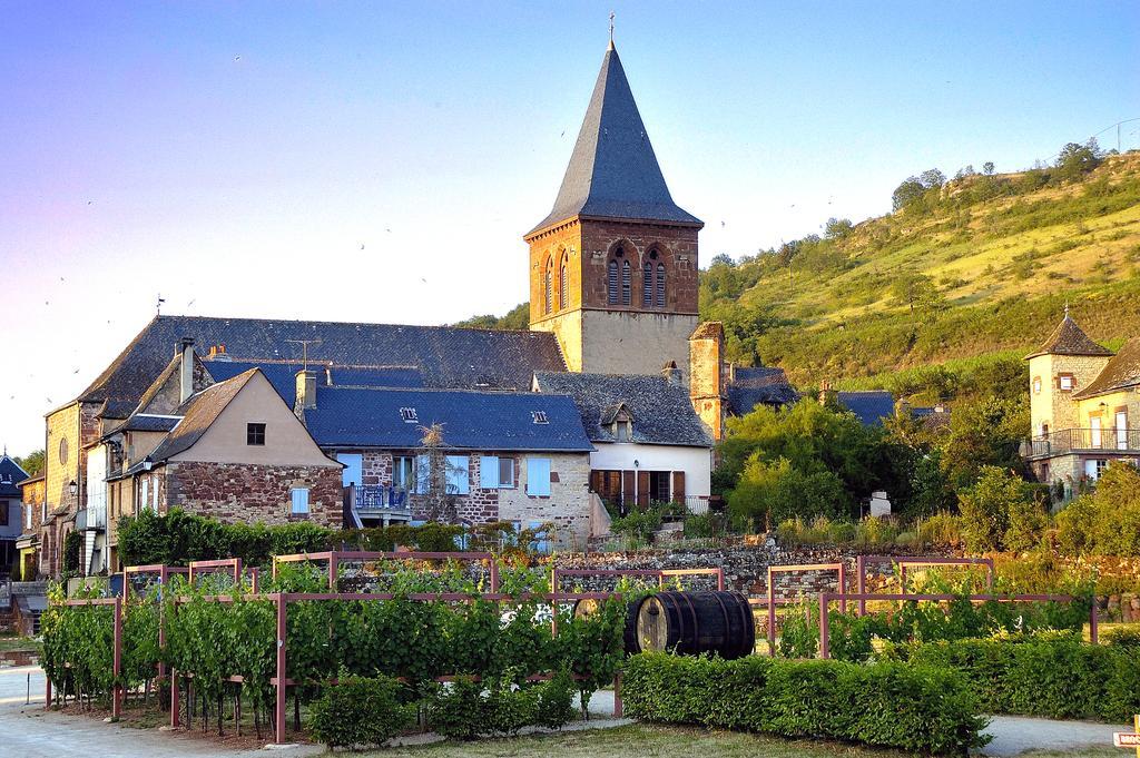 Les Chambres De L'Ady Valady Exterior foto